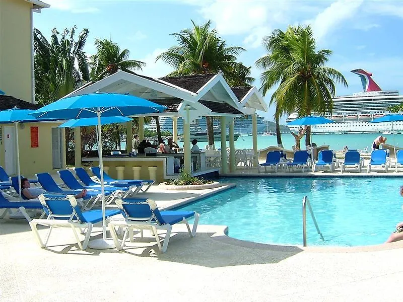 Rooms On The Beach Ocho Rios Hotel